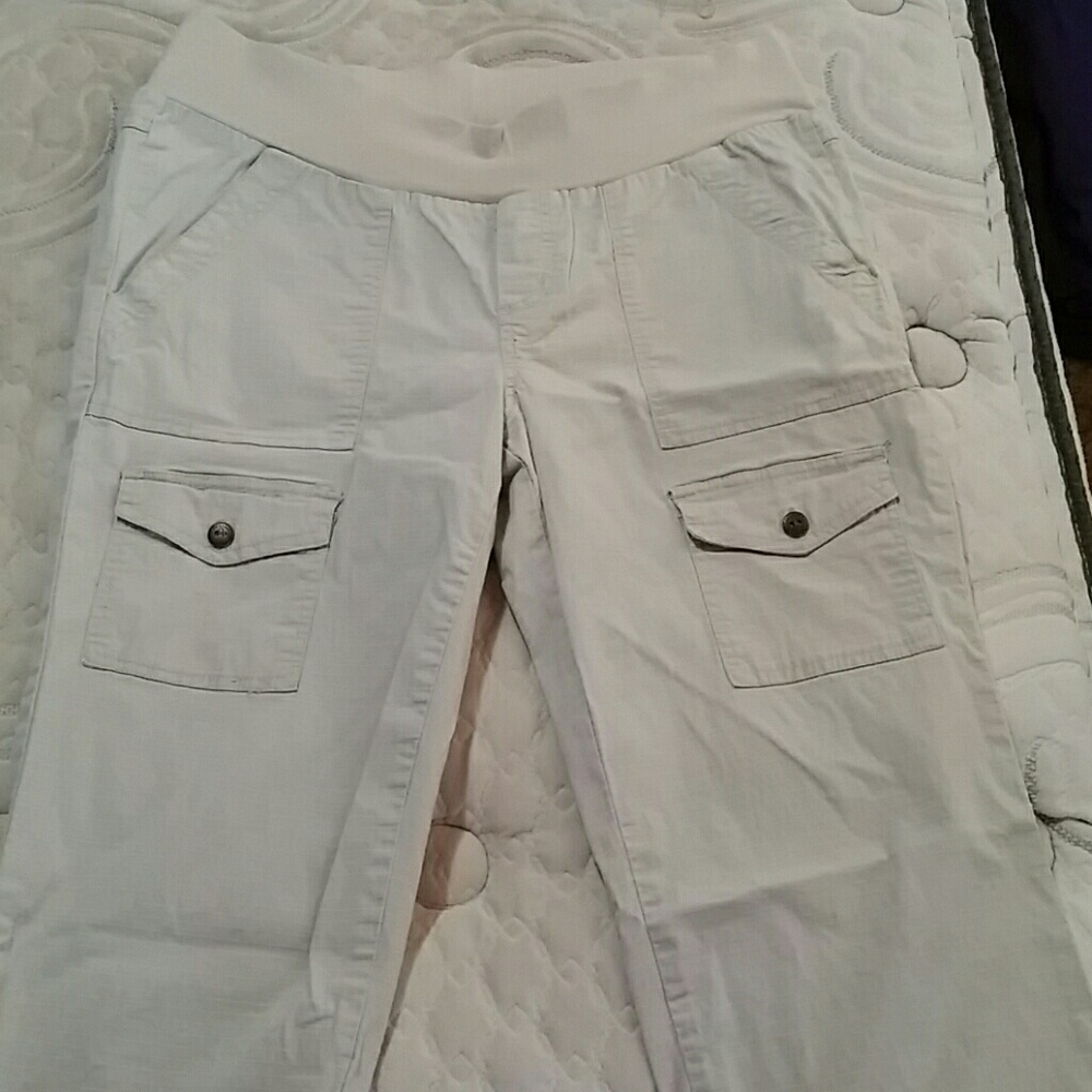 Maternity Capris